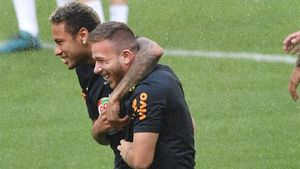 Neymar Jr le escribió un mensaje a Arthur para felicitarle Neymar Jr le escribió un mensaje a Arthur para felicitarle