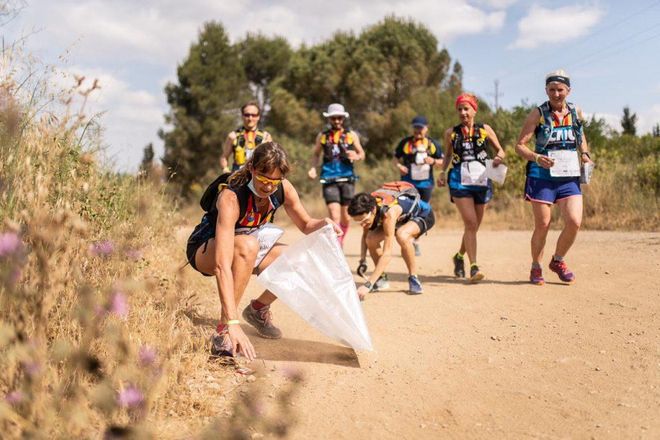 La Ultra Clean Maraton retira 1 tonelada de residuos y recauda 15.000 € La Ultra Clean Maraton retira 1 tonelada de residuos y recauda 15.000 €