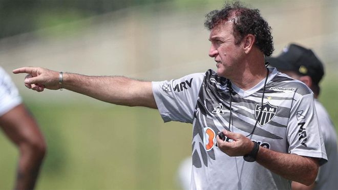 Cuca dirige hoy al At. Mineiro en el debut en su segunda etapa en el club Cuca dirige hoy al At. Mineiro en el debut en su segunda etapa en el club