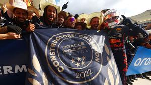 Red Bull celebra su título mundial de equipos en Austin