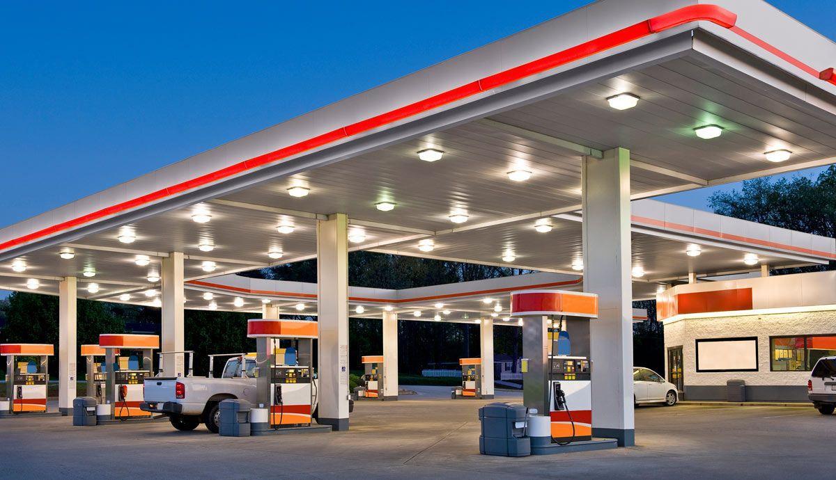 Los talleres cambian de opinión sobre los efectos negativos de la gasolina  barata