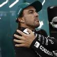 Fernando Alonso, en el box de su equipo tras la carrera