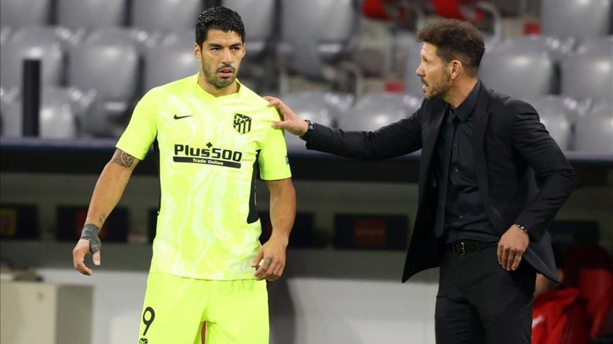 Suárez y Simeone conversando Suárez y Simeone conversando