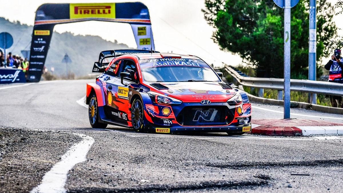 Dani Sordo ha comenzado cuarto en el asfalto catalán Dani Sordo ha comenzado cuarto en el asfalto catalán