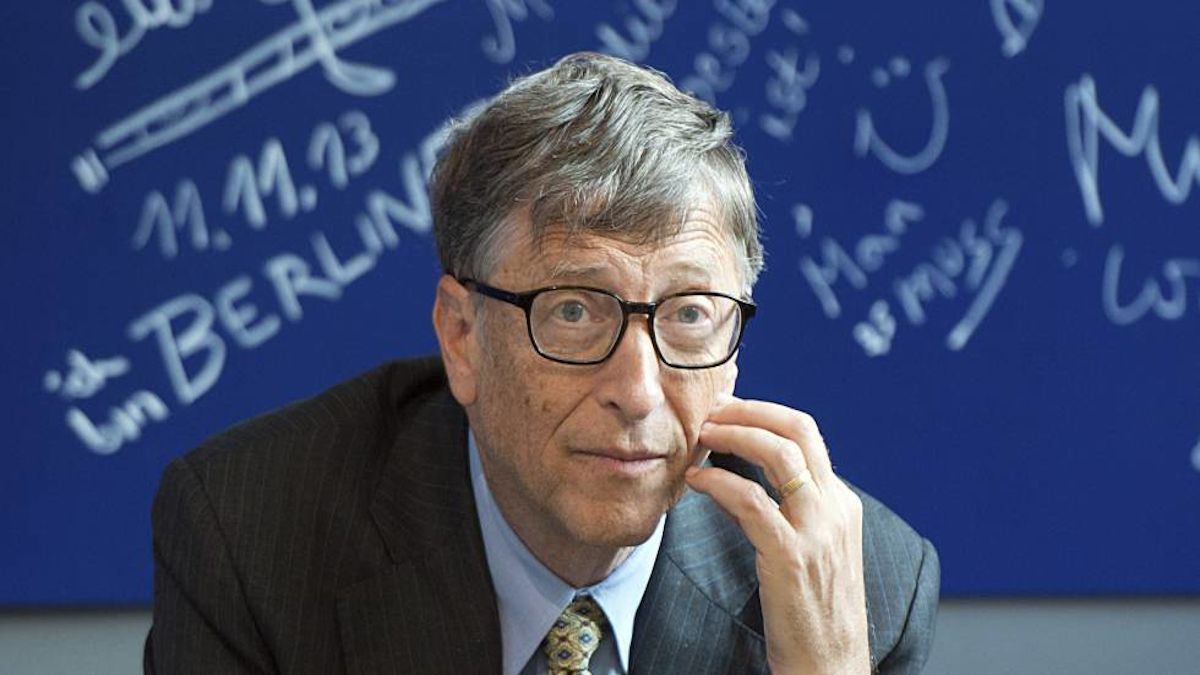 Bill Gates explique ce qu’il pense être le remplacement des téléphones portables