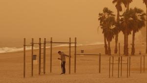La calima pone a España en alerta por la calidad del aire