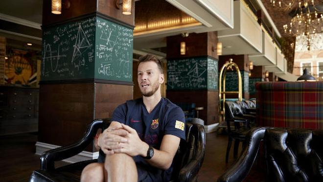 Neto: “To be at FC Barcelona is the dream of every footballer”