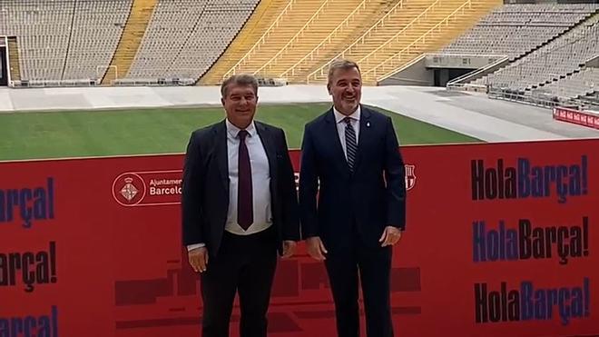 Joan Laporta visita el Estadi Olímpic Lluís Companys, campo en el que jugará el Barça la temporada 2023-24
