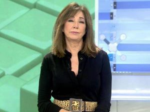 Ana Rosa Quintana cree que hay que vacunar al Rey y al Presidente antes que al resto de españoles Ana Rosa Quintana cree que hay que vacunar al Rey y al Presidente antes que al resto de españoles