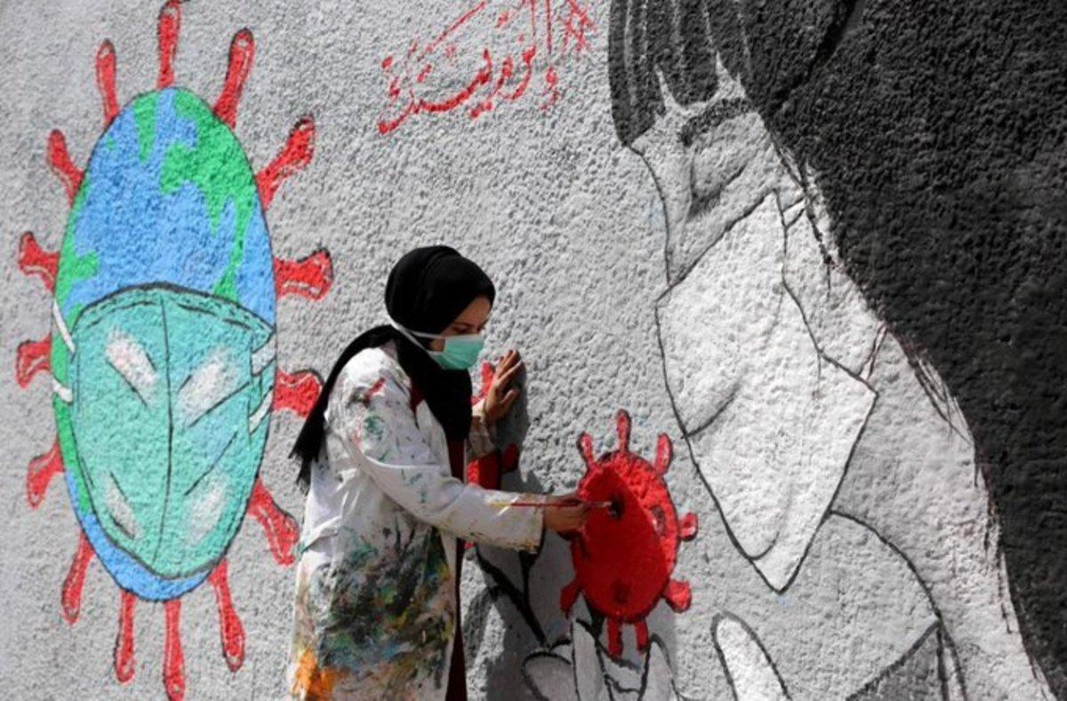 El coronavirus ya protagoniza graffitis por todo el mundo