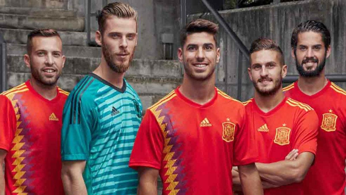 Seminario Teoría de la relatividad Recordar La camiseta de España para el Mundial 2018 es así