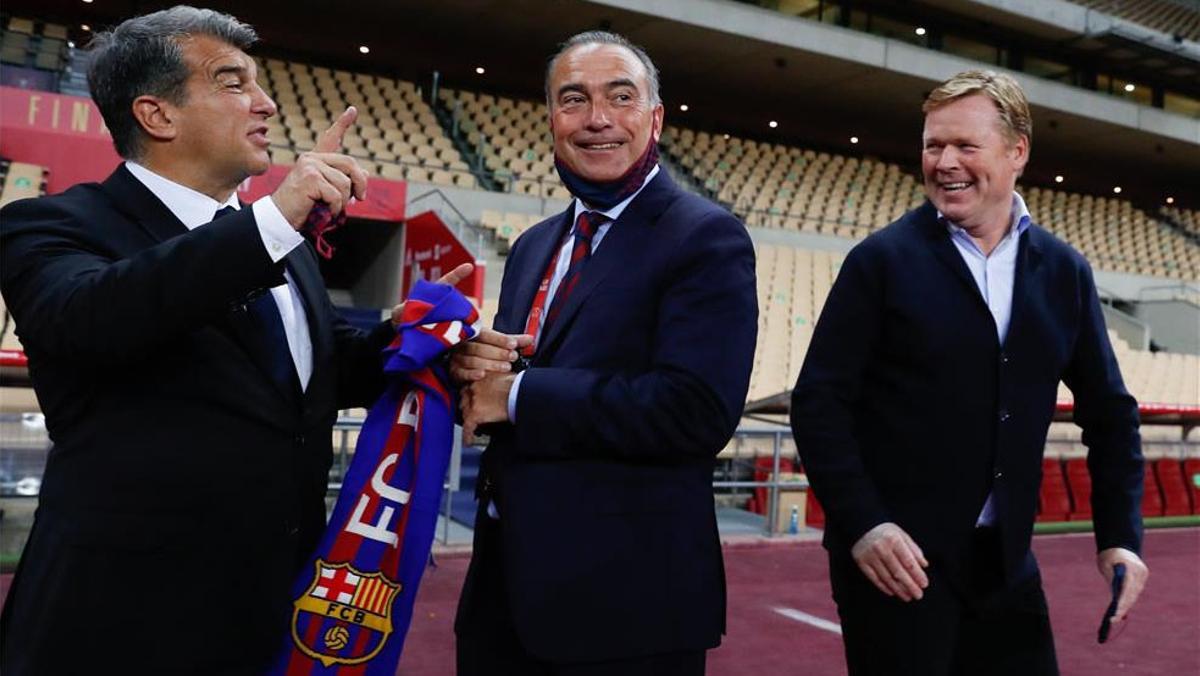 La tremenda celebración de Joan Laporta en el vestuario del Barça