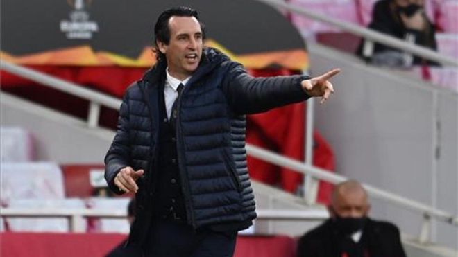 Unai Emery en el Emirates Unai Emery en el Emirates