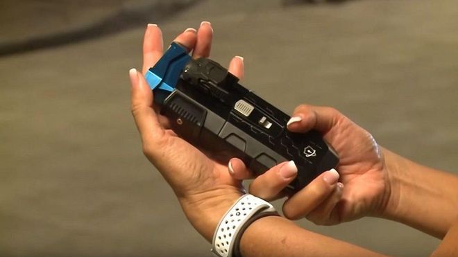 La policía de Los Ángeles estudia un método para atrapar a los criminales a lo Batman La policía de Los Ángeles estudia un método para atrapar a los criminales a lo Batman