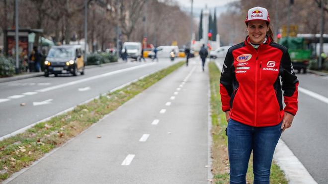 Laia Sanz, en Barcelona a su regreso del Dakar Laia Sanz, en Barcelona a su regreso del Dakar