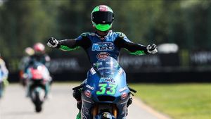 Bastianini celebrando su resultado Bastianini celebrando su resultado