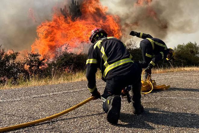 El Gobierno fuerza a las autonomías a contar con un mínimo de medios de extinción de incendios