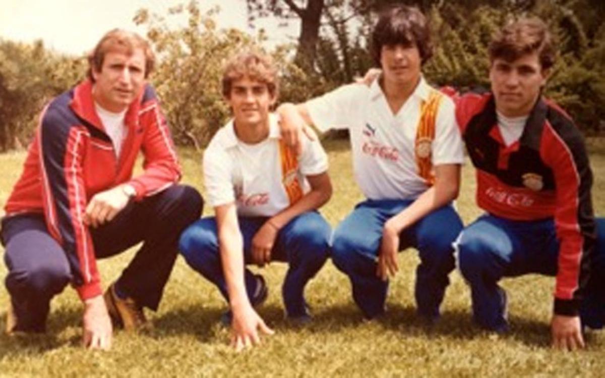 Toni García con Carles Rexach cuando jugaba en la selección catalana