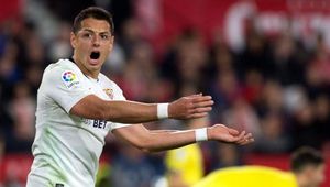 Chicharito Hernández cerca de dejar el Sevilla Chicharito Hernández cerca de dejar el Sevilla