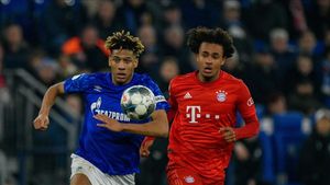 El futuro de Todibo en el Schalke, en compás de espera El futuro de Todibo en el Schalke, en compás de espera