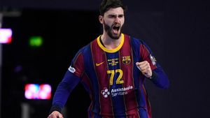 Ludovic Fabregas durante un encuentro con el Barça Ludovic Fabregas durante un encuentro con el Barça
