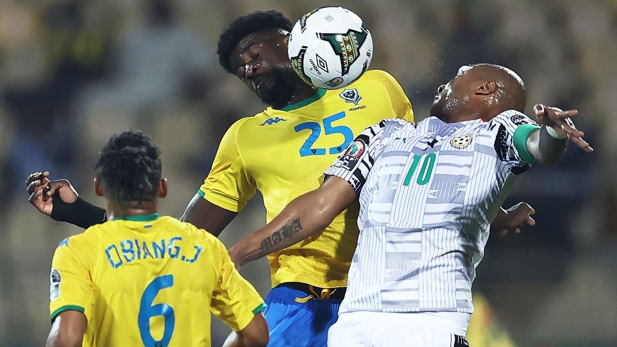 Imagen de un lance del partido entre Gabón y Ghana de la Copa de África 2022