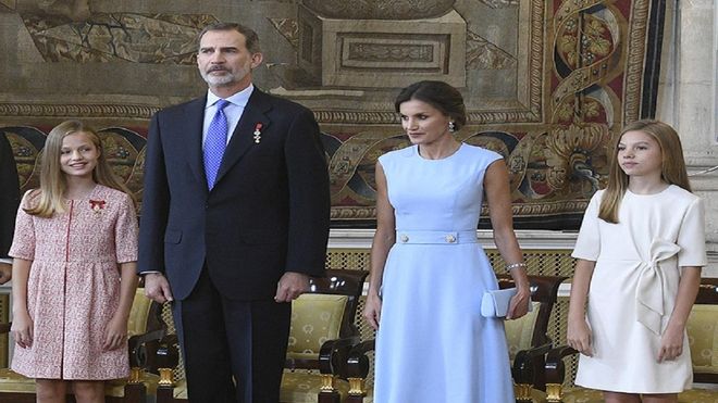 Risas por el titular de esta noticia que ha publicado El Mundo sobre la Familia Real