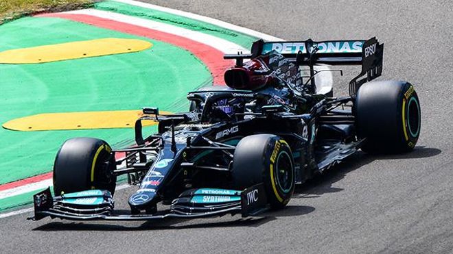 Lewis Hamilton en Imola Lewis Hamilton en Imola