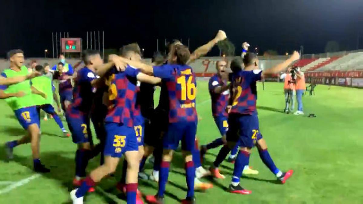 Así  ha sido la celebración del Barça B tras vencer al Badajoz