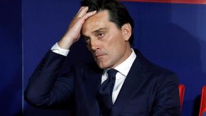 Montella, cesado por el Sevilla Montella, cesado por el Sevilla