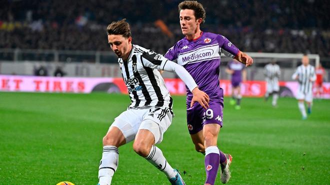 Odriozola se marcha lesionado al descanso del Fiorentina-Juventus