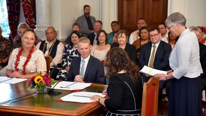 Chris Hipkins juramentó el cargo como sucesor de Ardern en Nueva Zelanda Chris Hipkins juramentó el cargo como sucesor de Ardern en Nueva Zelanda